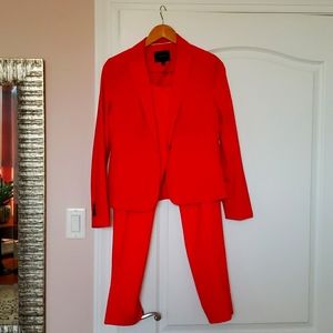 Banana Republic suit
